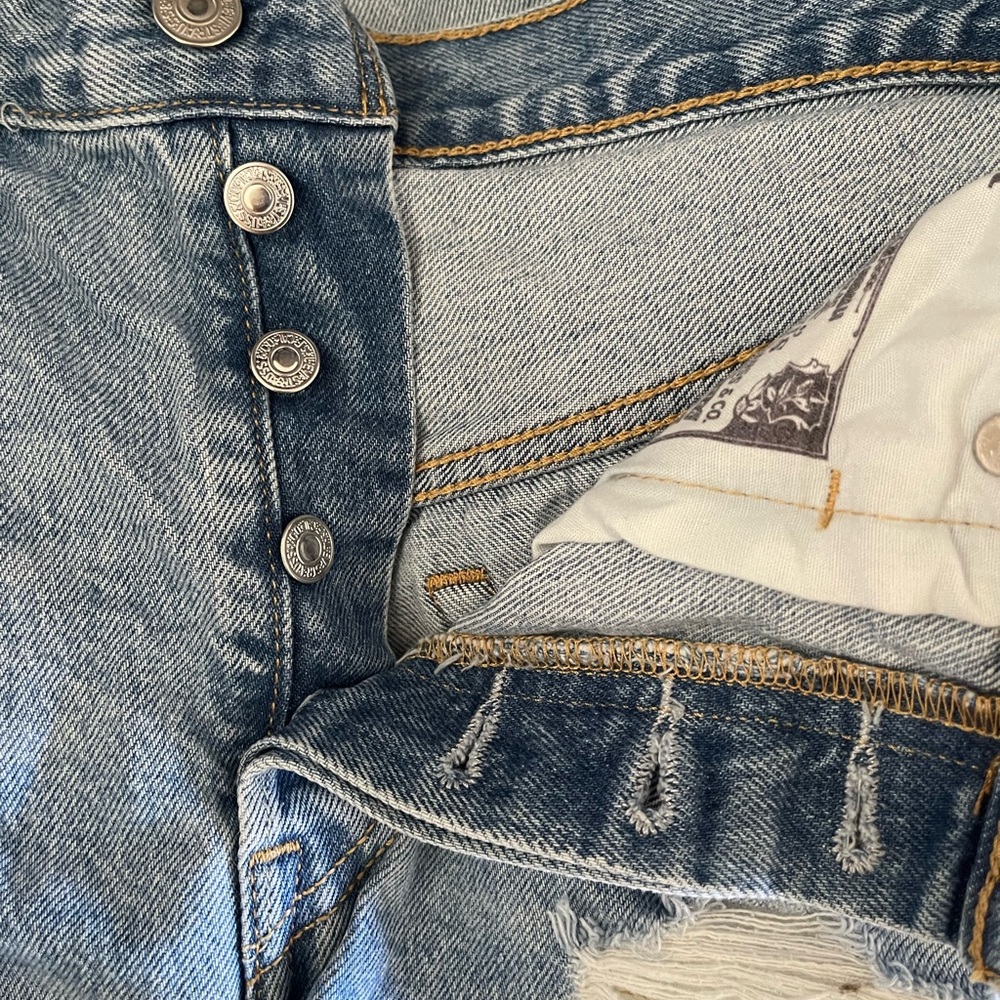Levi's High Waist Blue Denim Shorts